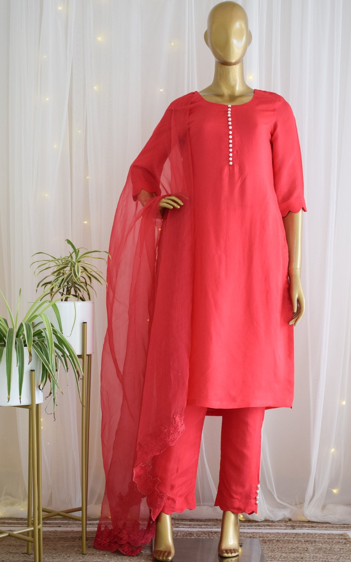 Red Salwar Suit In Pure Cotton With Potli Button