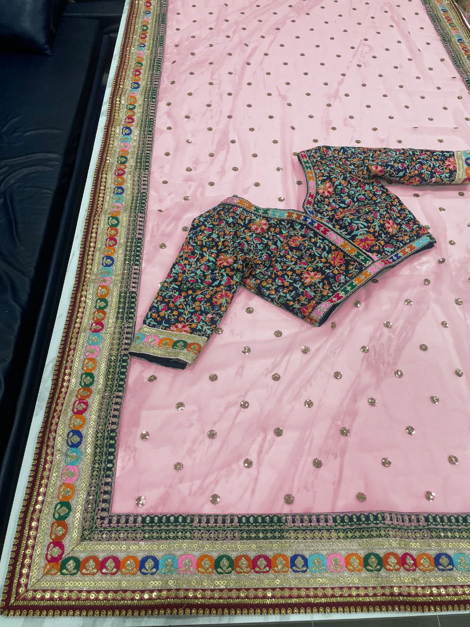 Pink Saree In Georgette Silk With Thread Sequence Work