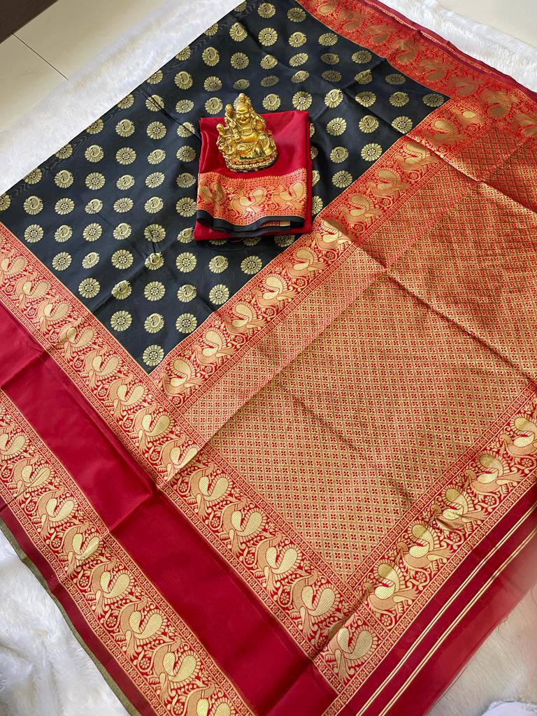 Black Lichi Silk Banarasi Saree With Blouse