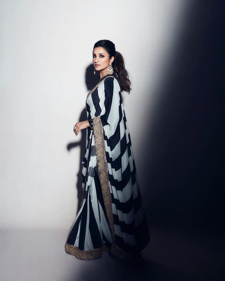 Black, White 60 GM Georgette Digital Print Saree With Blouse