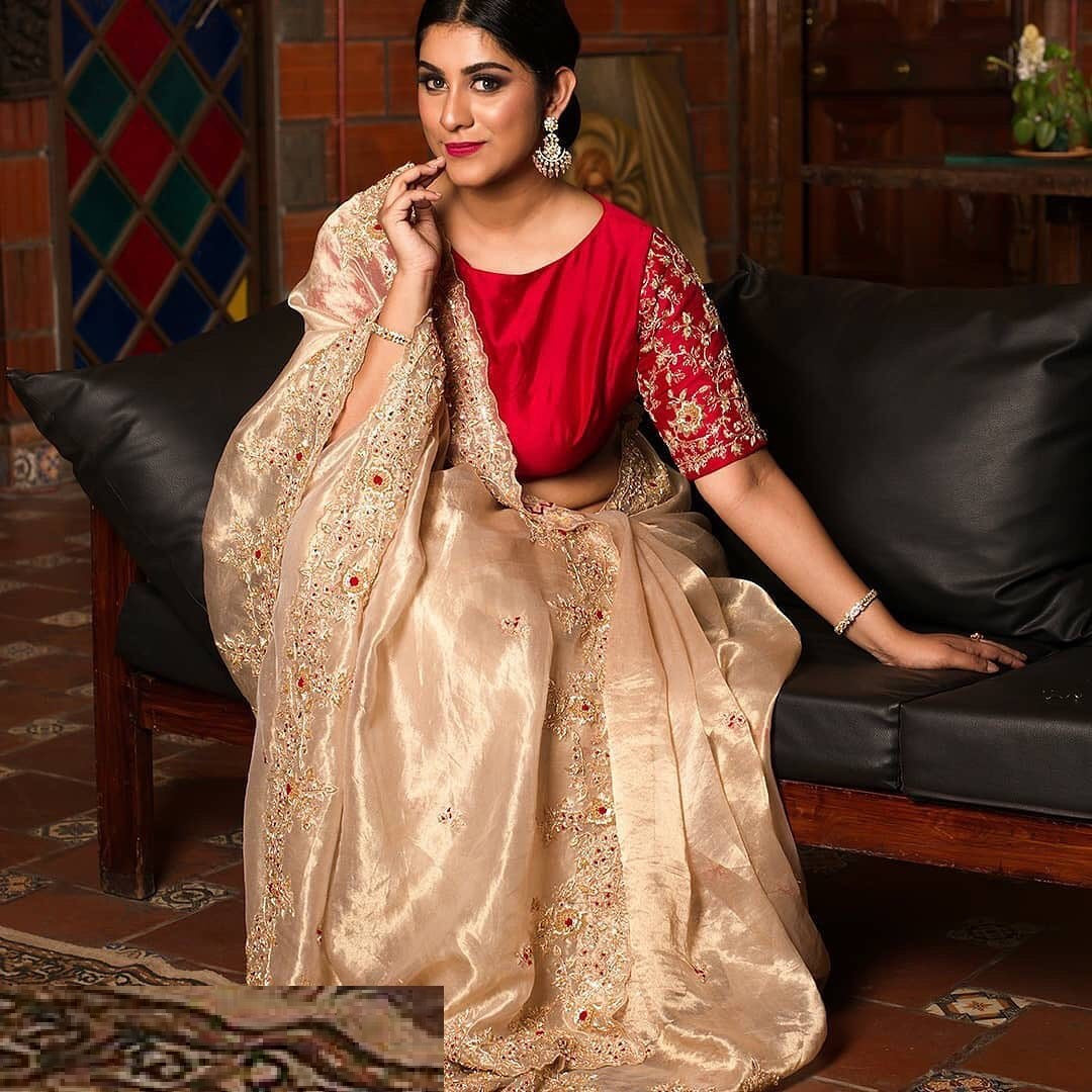 Chiku Saree In Chinon Silk With Fancy Thread Work