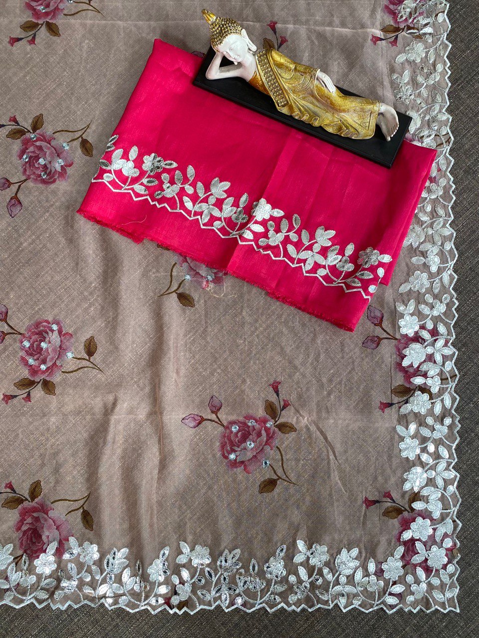 Cream Saree In Organza Silk With Paper Embroidery Work