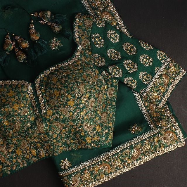 Dark Green Saree In Rangoli Georgette Silk With Fancy Thread Work