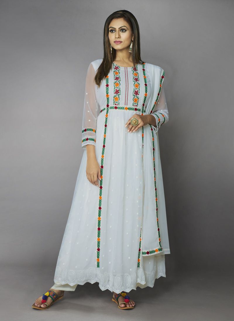 White Salwar Suit In Cotton With Embroidery Work