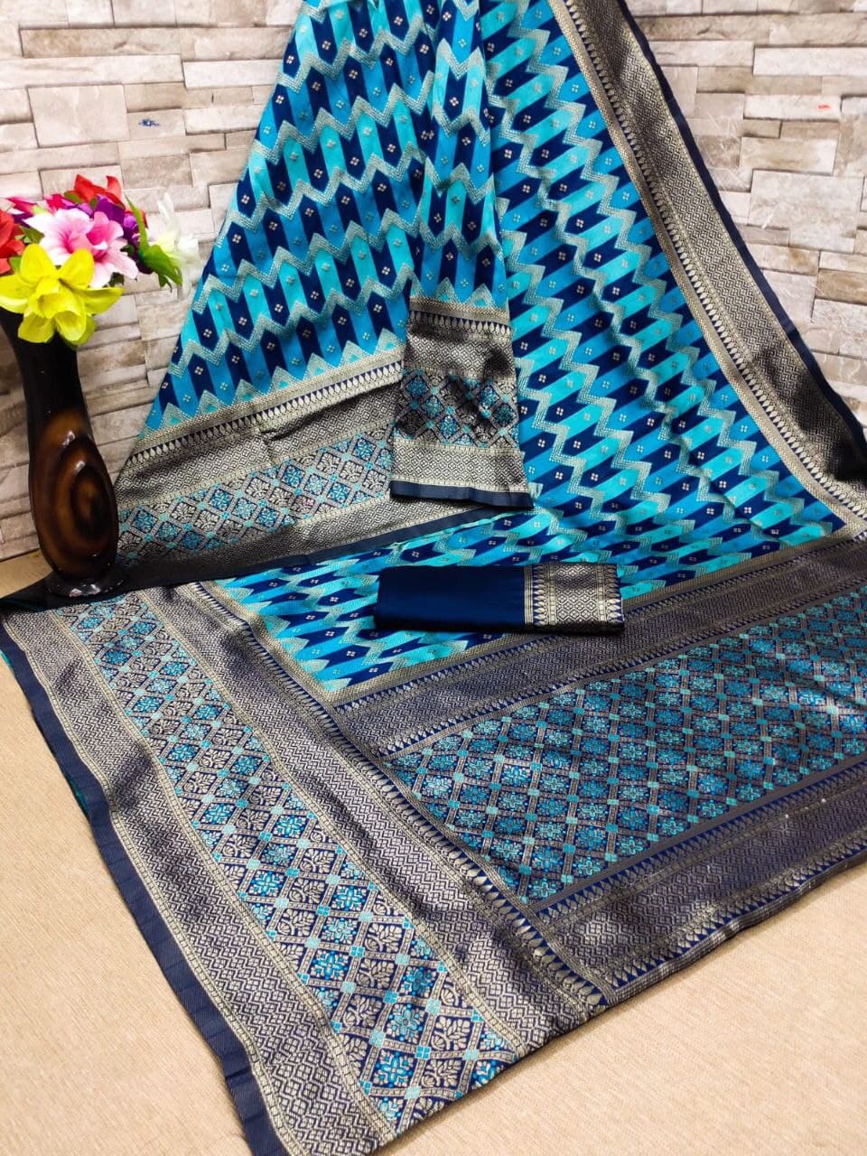 Firozi Saree In Banarasi Silk With Weaving Jacquard Work