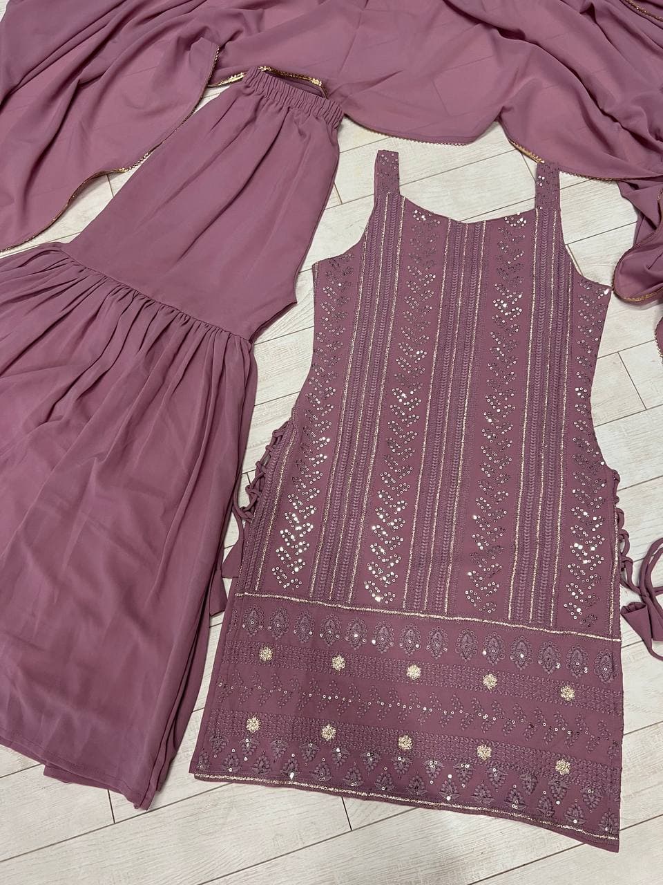 Florid Pink Salwar Suit In Heavy Pure Soft Georgette With Lucknow Embroidery Cotton Thread Work