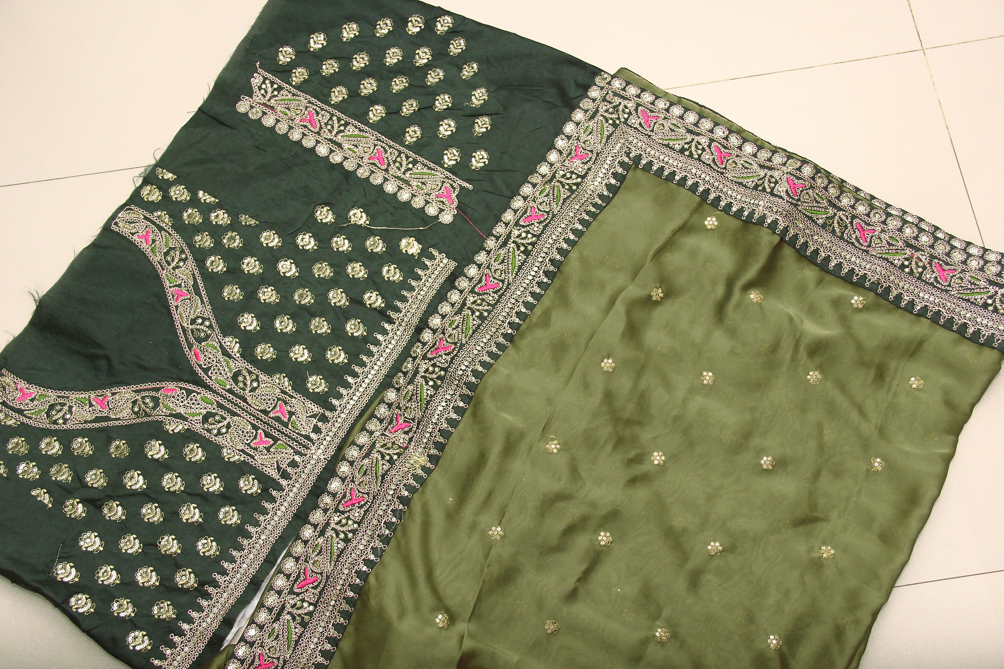Mehndi Green Saree In Rangoli Gerogett Silk With Fancy Thread Work