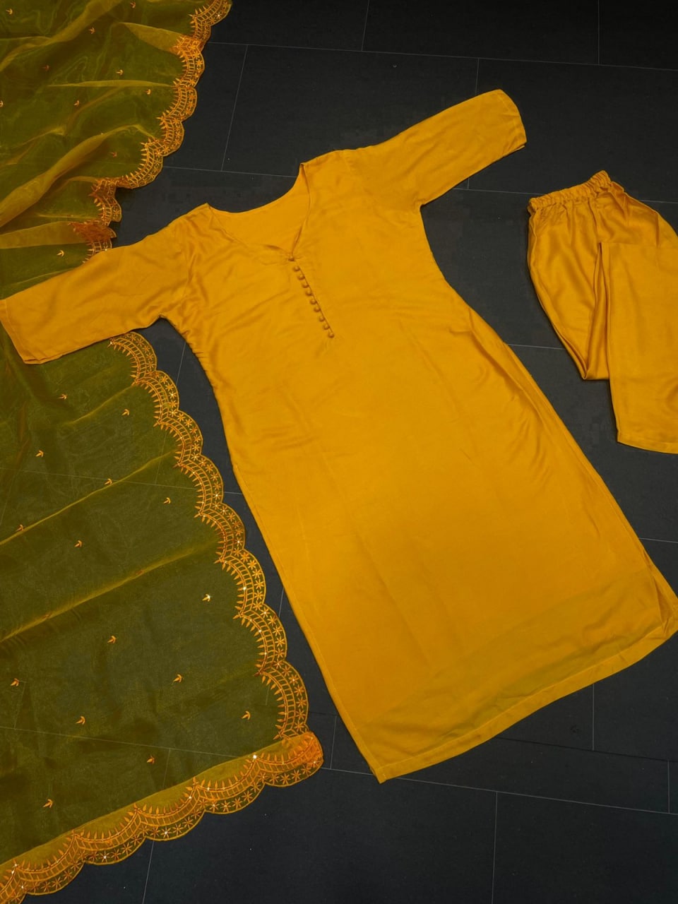 Mustard Yellow Salwar Suit In Maska Cotto