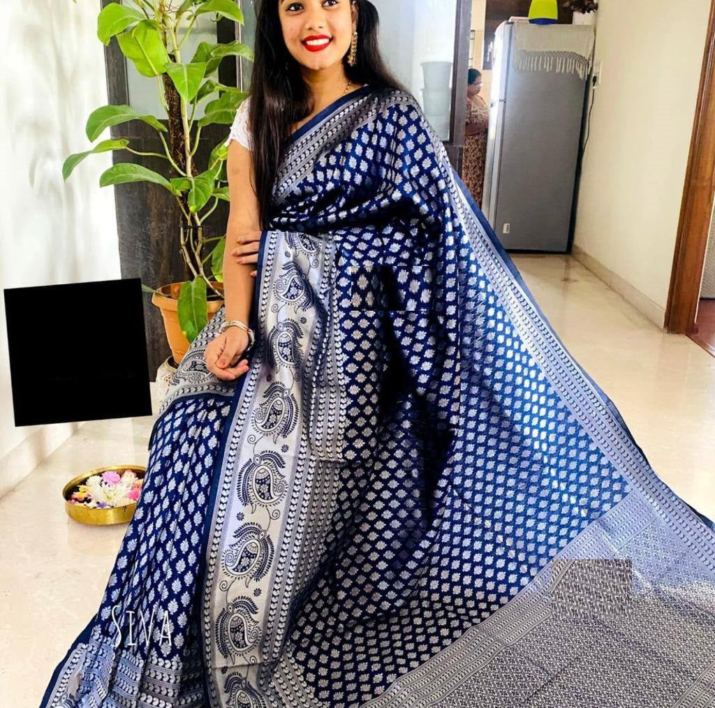 Navy Blue Lichi Silk Banarasi Saree With Blouse