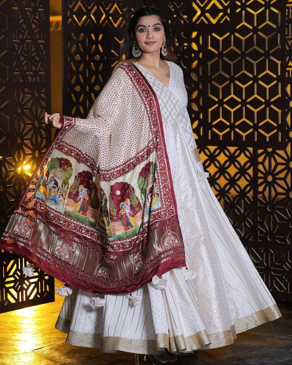 Off White Anarkali Suit In Magic Cotton With Embroidery Work