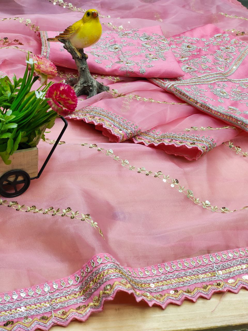 Pink Saree In Organza Silk With Sequence Work