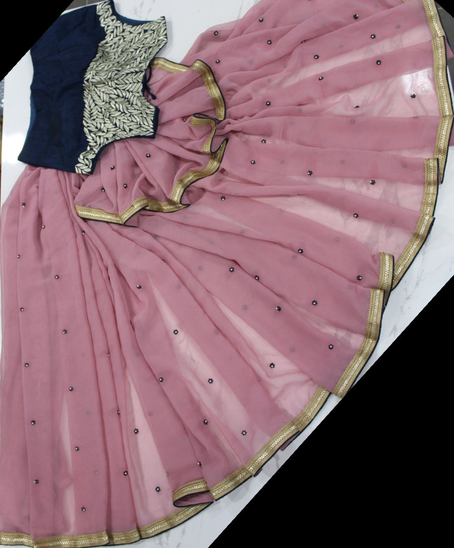 Pink Saree In Georgette With Sequence Work