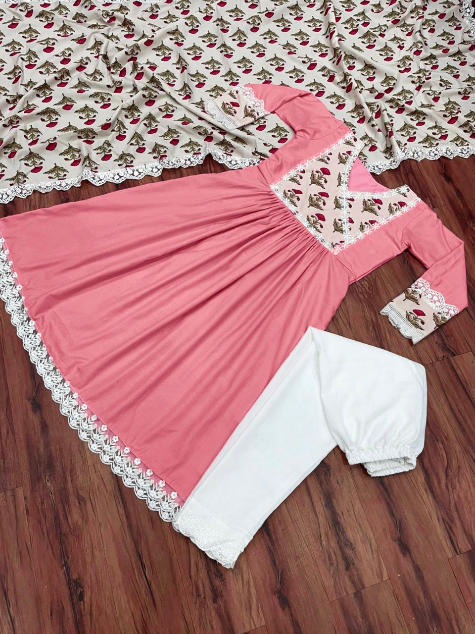 Pink Salwar Suit In Slub Cotton With Digital Print