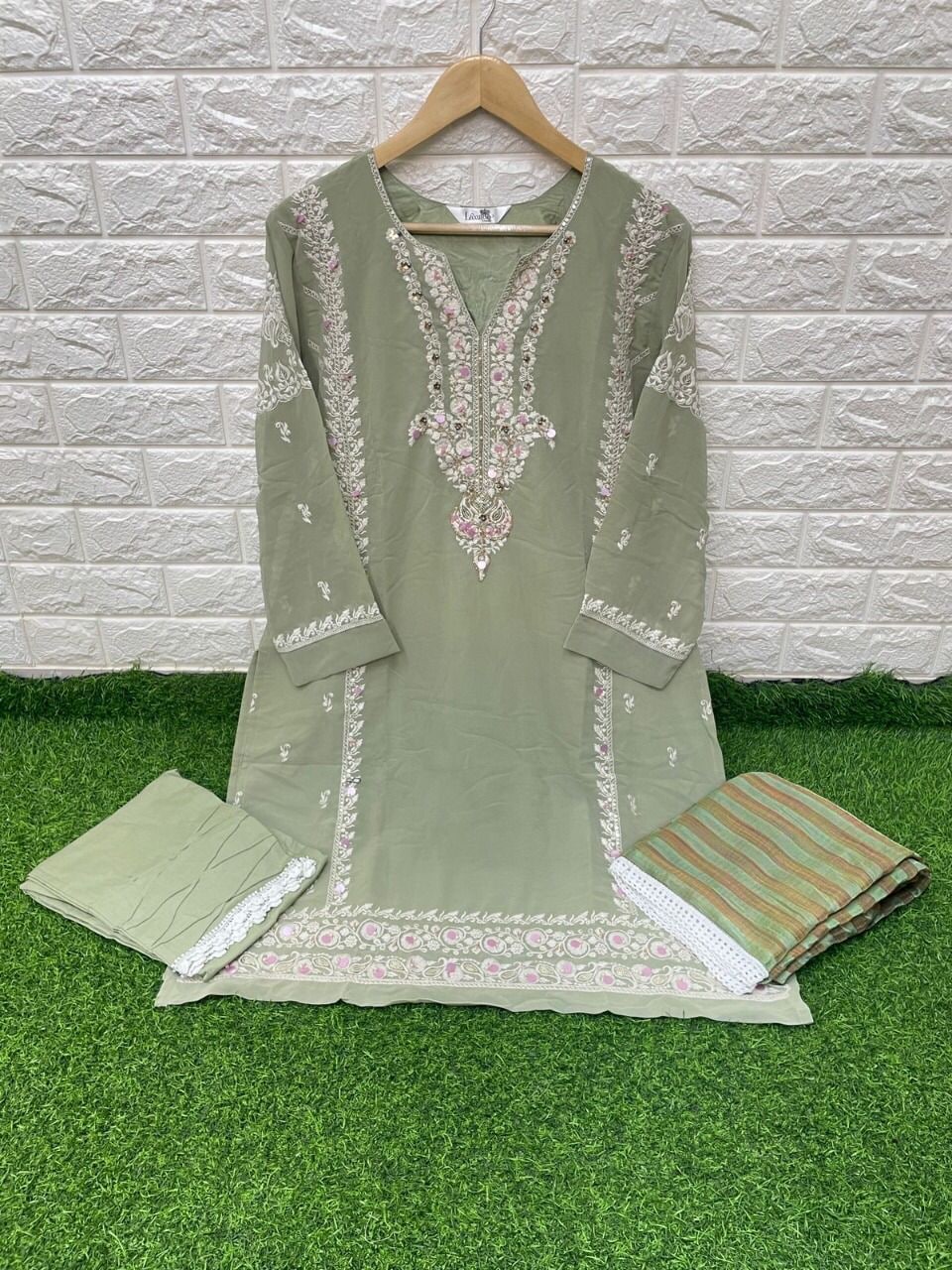 Pista Salwar Suit In Fox Georgette With Embroidery Work