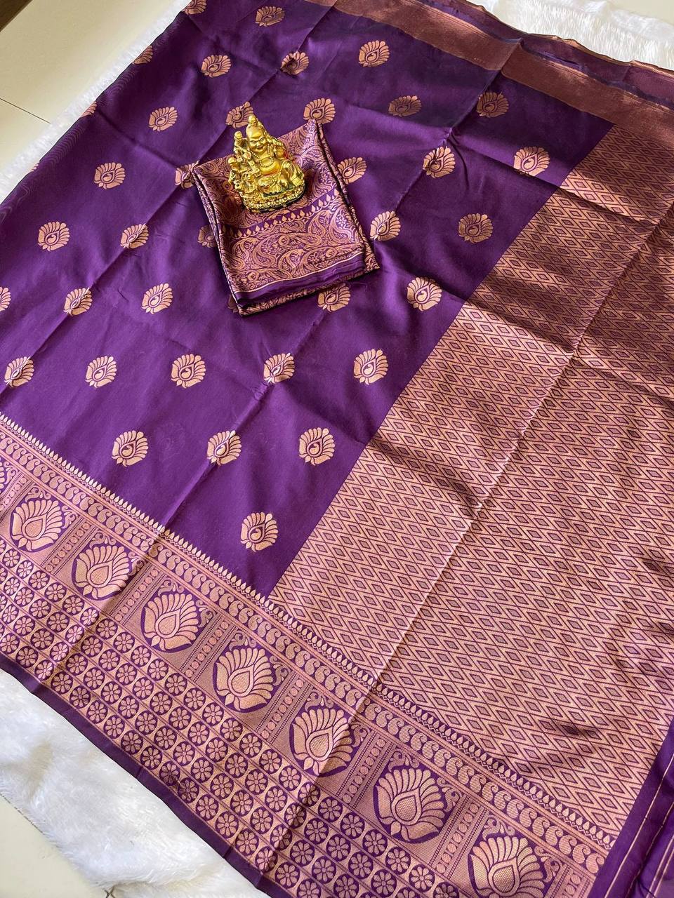 Purple Lichi Silk Banarasi Saree With Blouse