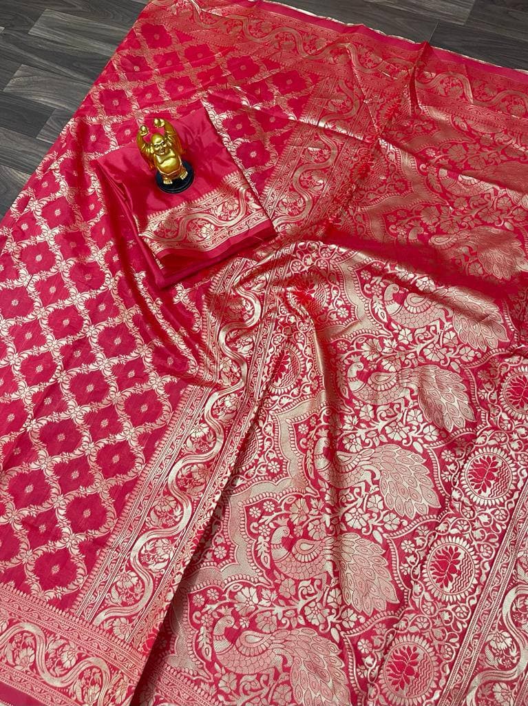 Red Lichi Silk Banarasi Saree With Blouse