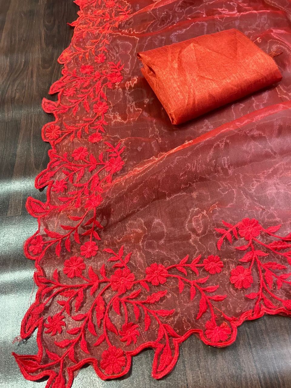 Red Saree In Organza Silk With Thread Embroidery Work