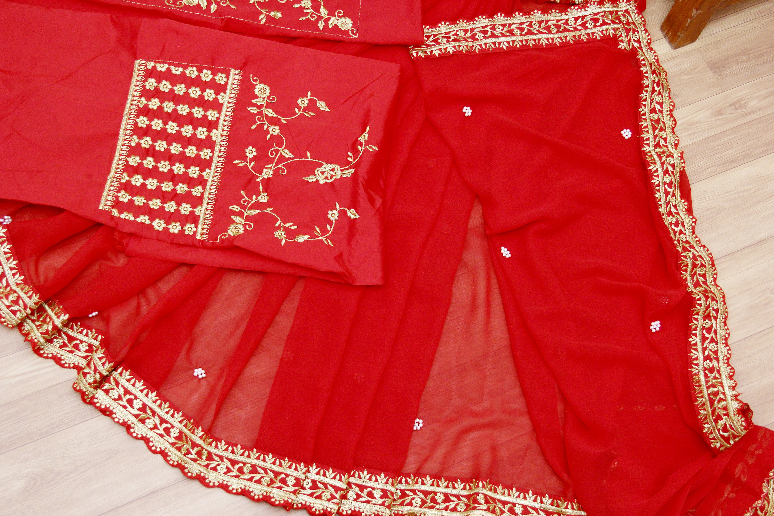 Red Saree In Georgette Bember With Fancy Thread Work