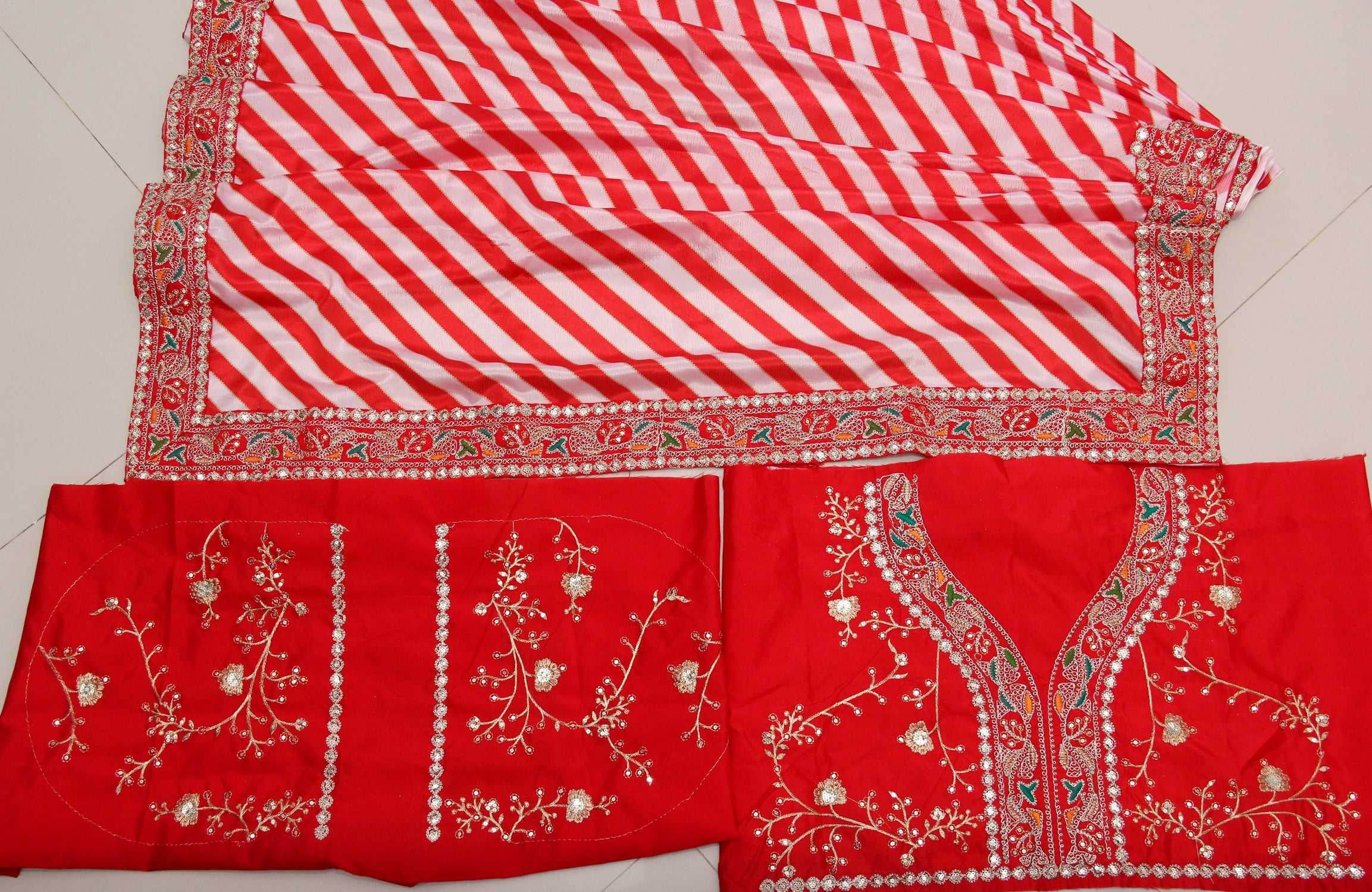 Red White Saree In Chinon Silk With Digital Print