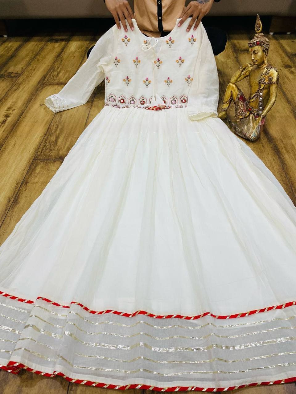 White Anarkali Suit In Chanderi Silk With Sequence Work