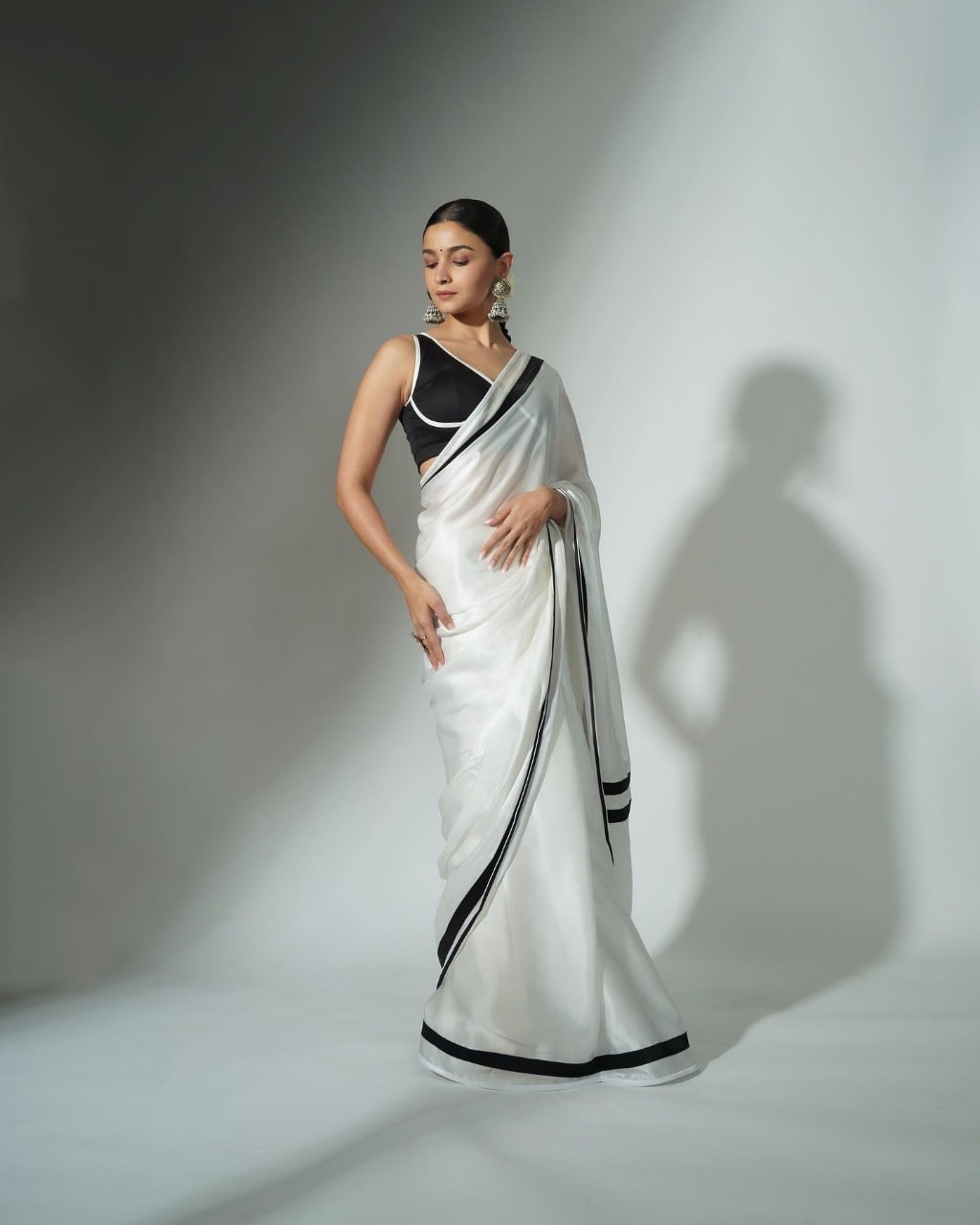 White Saree In Crape With Plain