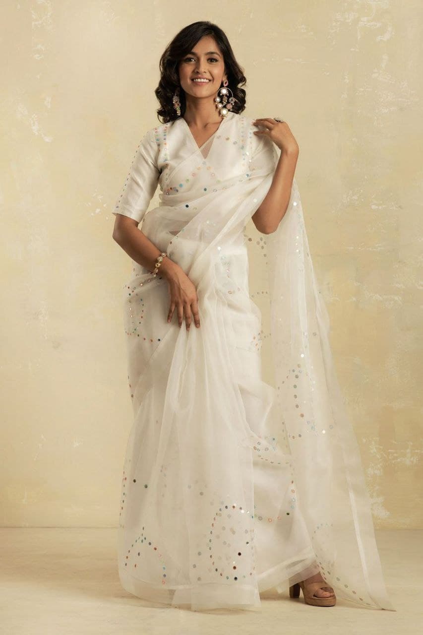 White Saree In Organza Silk With Awsome Bubble Arco Work