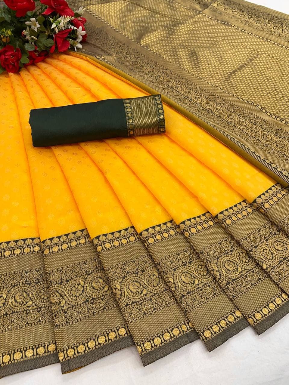 Yellow Lichi Silk Banarasi Saree With Blouse