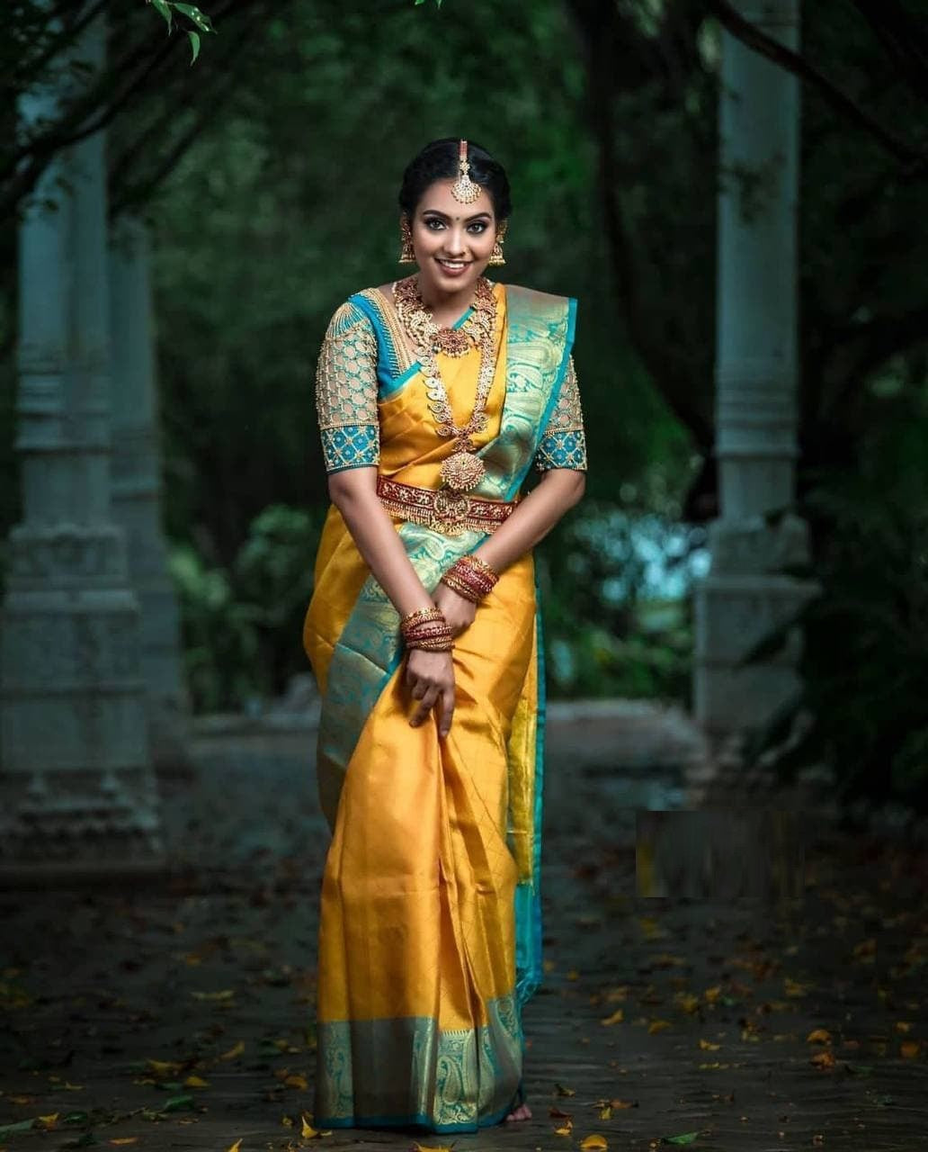 Yellow Lichi Silk Banarasi Saree With Blouse