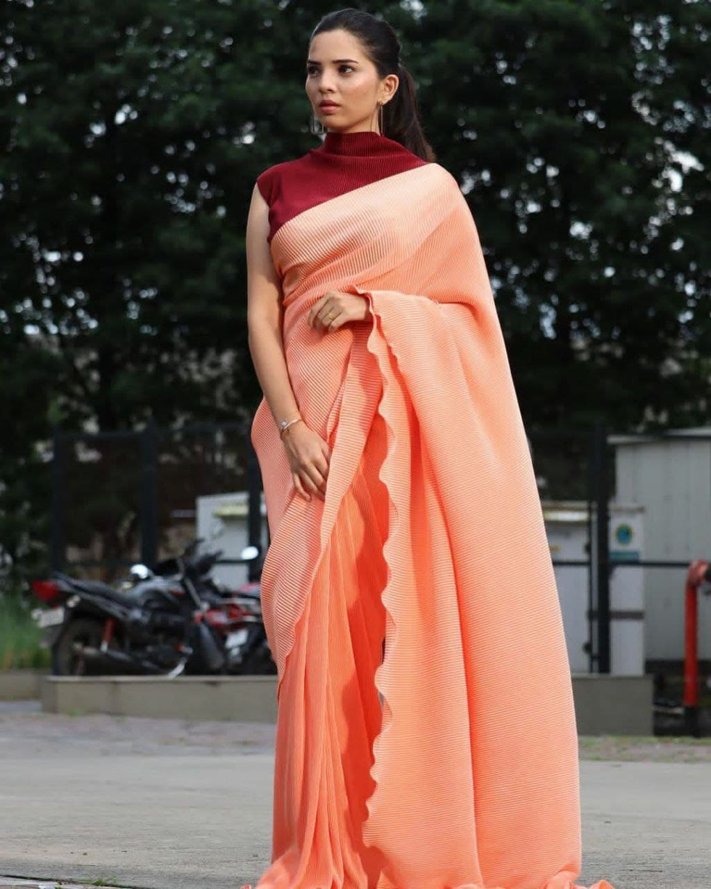 Peach Saree In Georgette With Crush Work