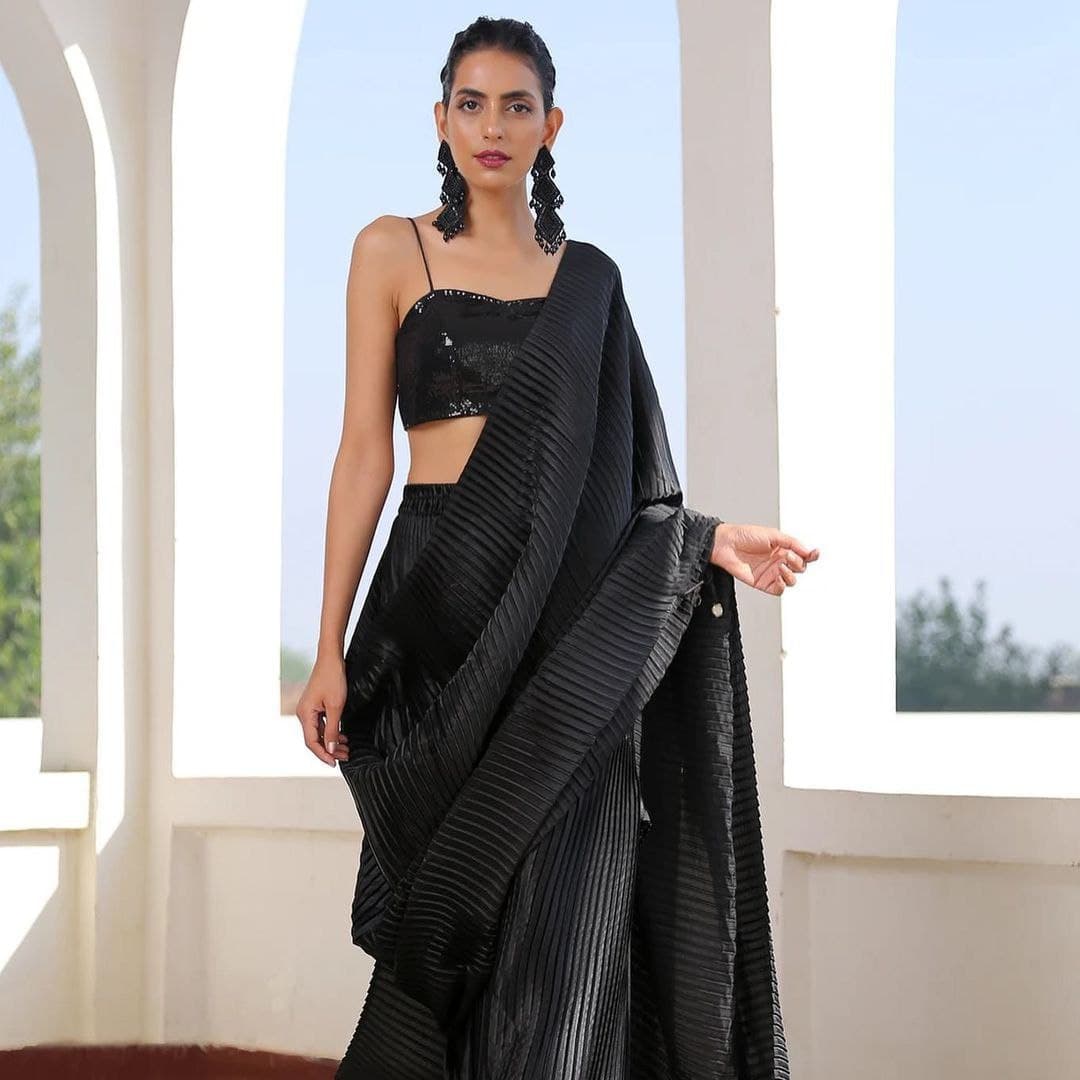 Black Saree In Georgette With Pleated