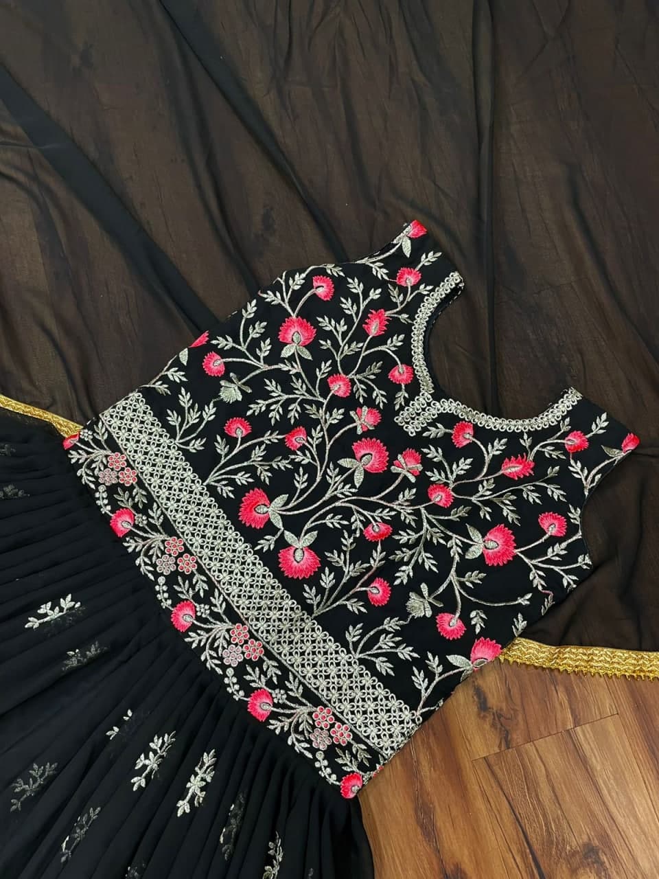 Black Jumpsuit In Georgette Silk With Thread Work