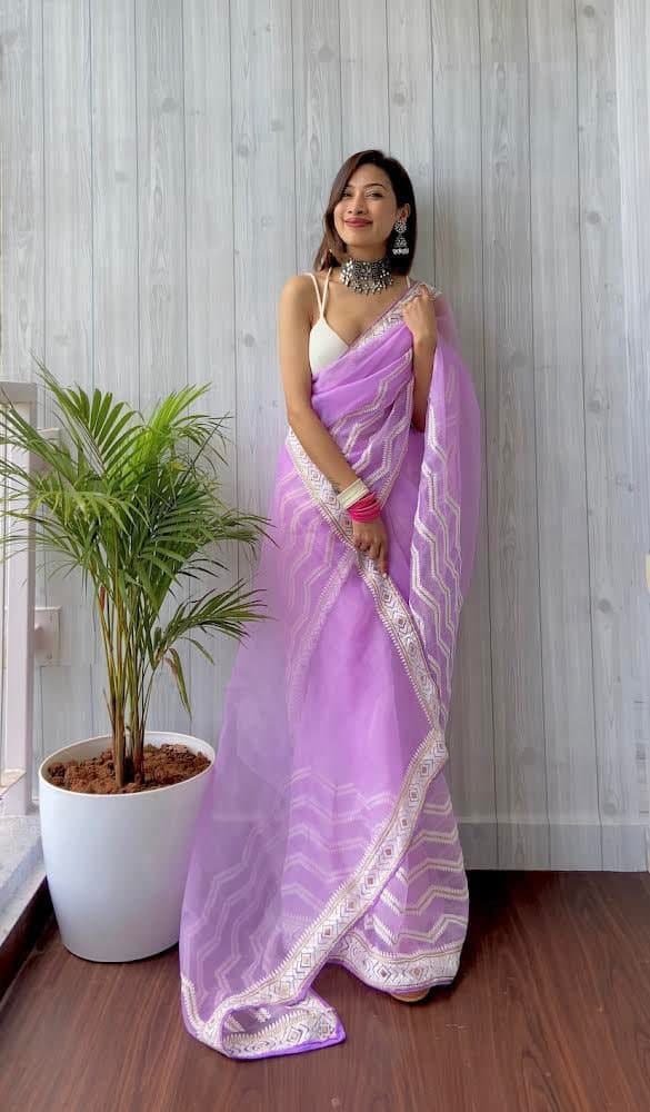 Light Purple Saree In Soft Organza Silk With Heavy Thread Zari Work