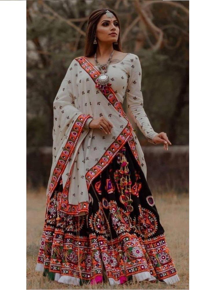 Buy White Lucknowi Lehenga Set With Lace Trims KALKI Fashion India