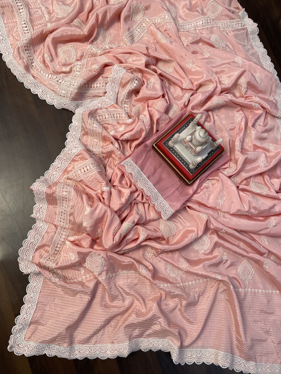 Baby Pink Saree In Silk With Thread Work